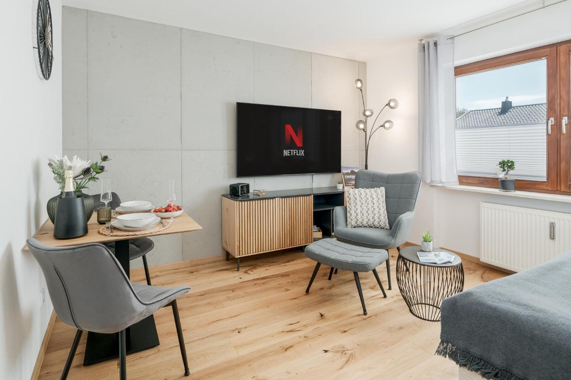 Fenjoy Design Studio Apartment بيرناو ام شيمسي المظهر الخارجي الصورة